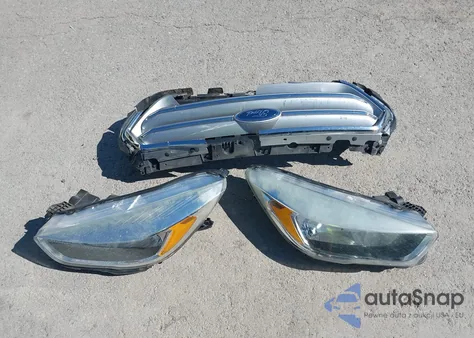 2017 Ford Escape Se из США, поврежденный, VIN 1FMCU9GD9HUD63802